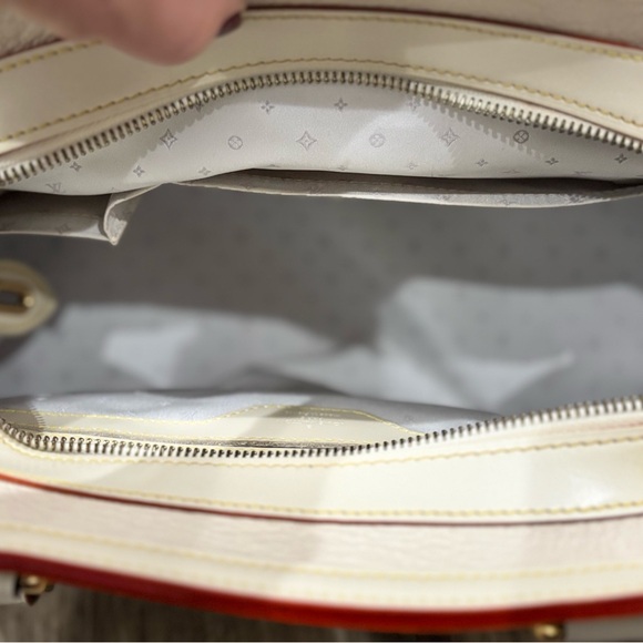 Louis Vuitton Le Radieux Suhali - Picture 8 of 16